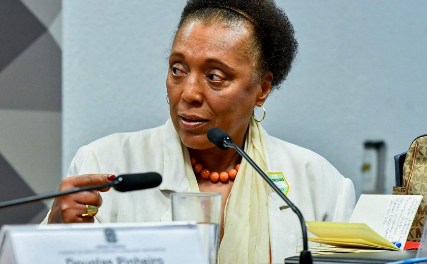 Cármen Lúcia relata episódio de racismo contra ministra do TSE