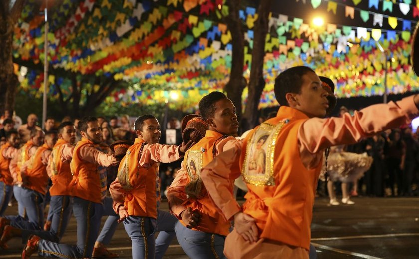No interior e nas capitais, Nordeste inicia ciclo de festejos juninos