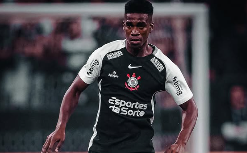 Fifa proíbe Corinthians de registrar reforços por dívida referente à compra de Félix Torres