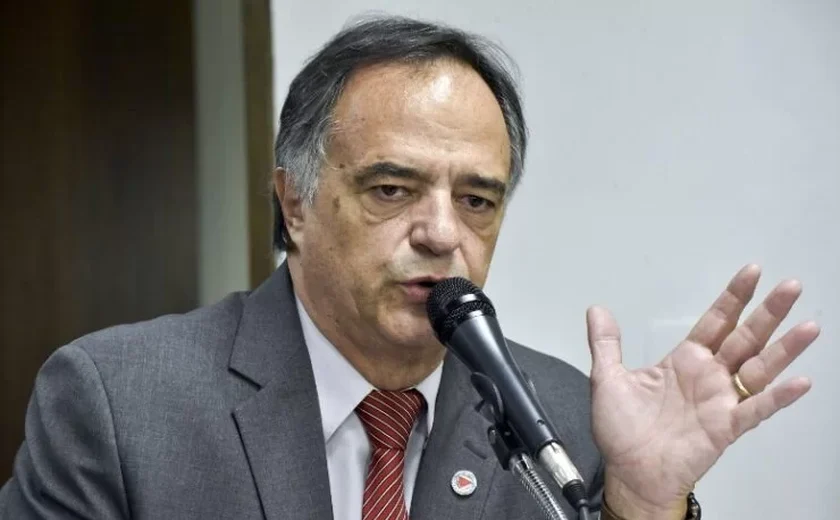 Em BH, deputado apresentador de TV anuncia licença de emissora para concorrer à prefeitura