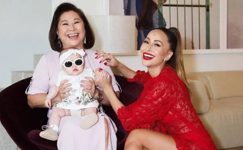 Mãe de Sabrina Sato revela que terá outro neto: “Irmãozinho pra Zoe?”