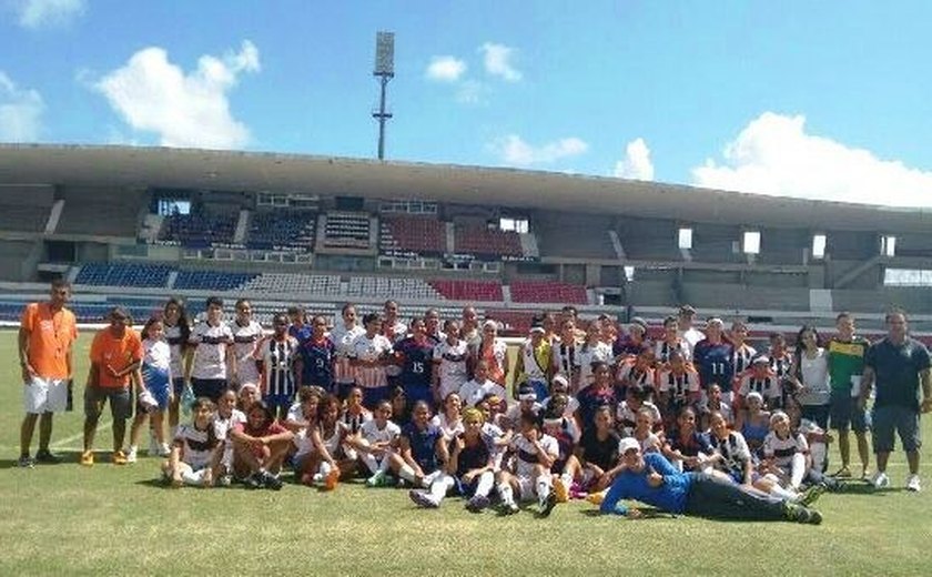 Alagoas escolhe 34 garotas para seletiva de futebol feminino da CBF