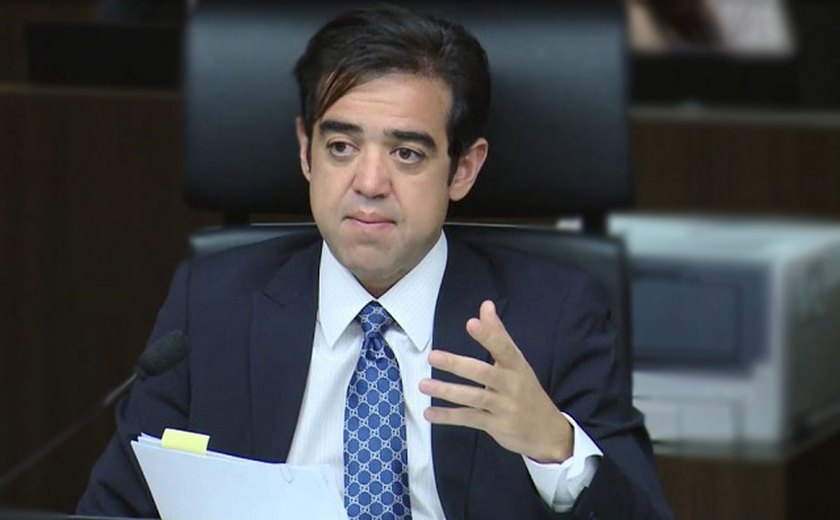TCU: Dantas pede inquirição sobre auditor envolvido em dado citado por Bolsonaro