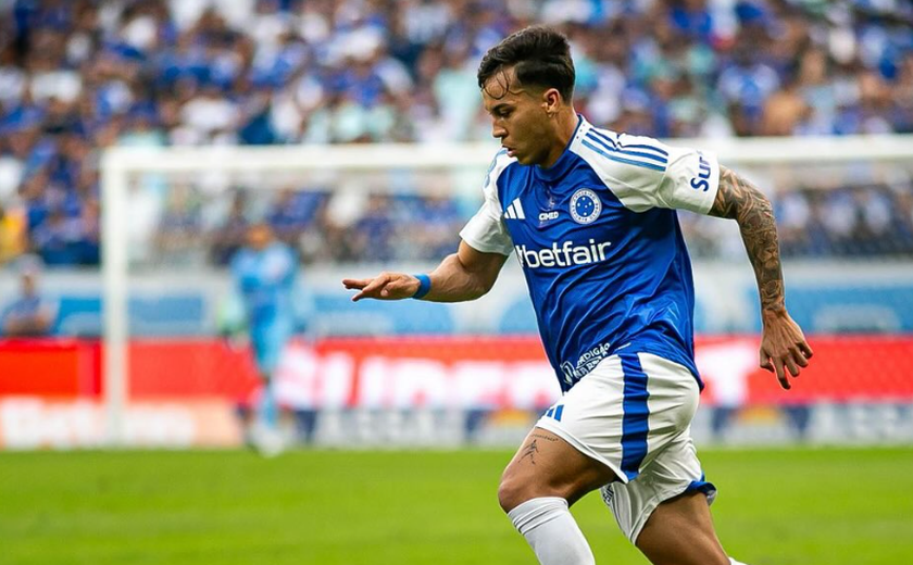 Selecionáveis brilham e Cruzeiro abre vantagem sobre Atlético-MG na Copa do Brasil