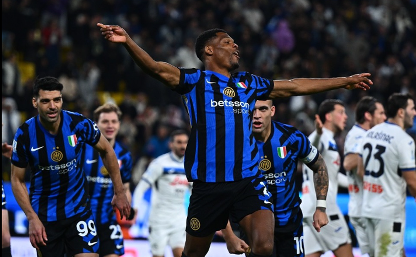 Lautaro Martinez perde gols, mas Inter bate Atalanta e está na final da Supercopa da Itália