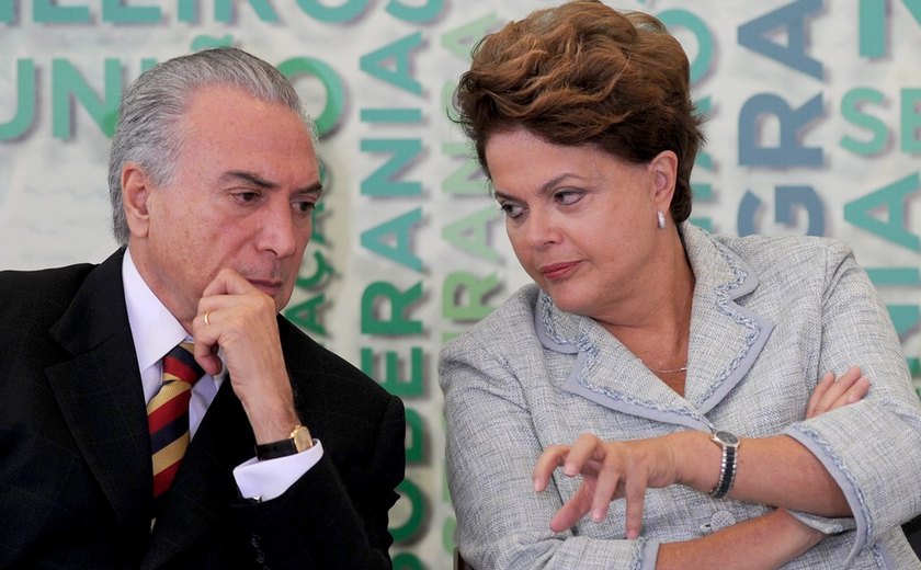 Dilma critica mensagem de dois anos do governo Temer