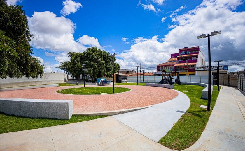 Obras da prefeitura garantem melhorias para a população do bairro Arnon de Melo
