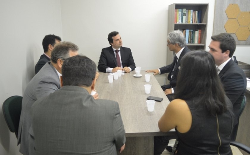 Defensorias Públicas dos Estados de Alagoas e Paraná firmam termo de cooperação técnica