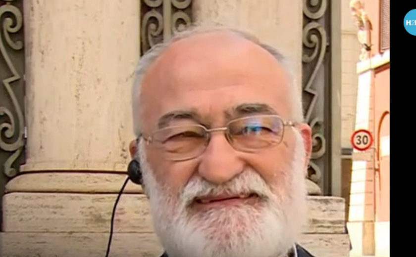 Conclave: quem é o cardeal espanhol que tem medo de ser papa, mas corre o risco de ser eleito?