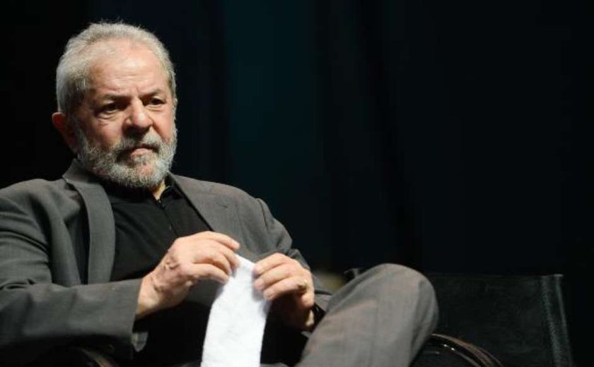 Lula diz que Temer &#8220;perdeu credibilidade&#8221; e pede eleições já