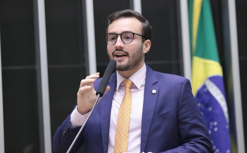 Comissão aprova projeto que inclui oncologia pediátrica nos cursos de Medicina e Enfermagem