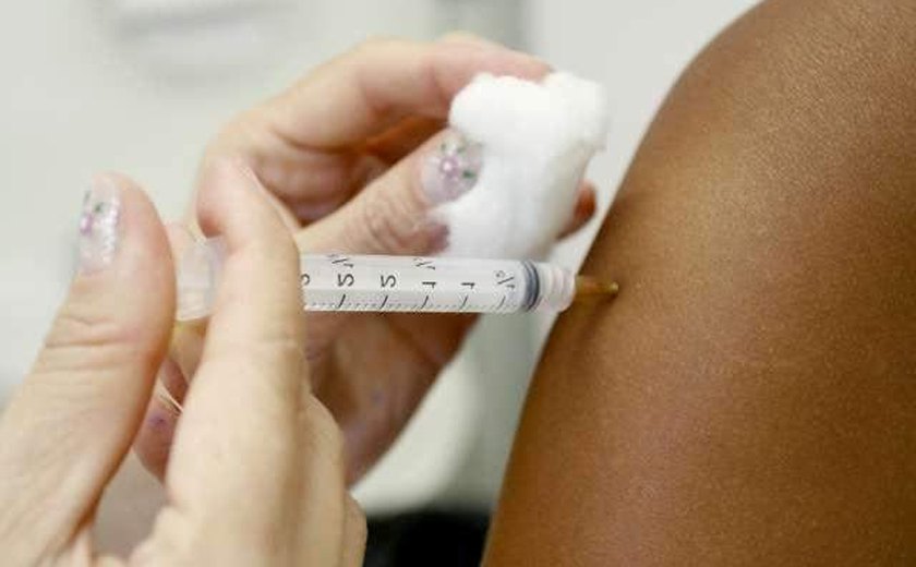 Sesau realiza Campanha Emergencial de Vacinação contra o Sarampo