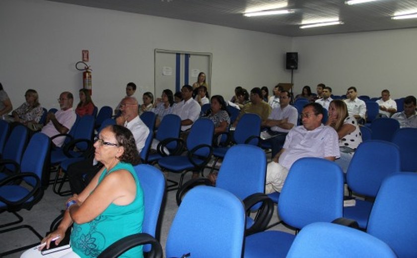 Arapiraca: Médicos participam de curso sobre pé diabético