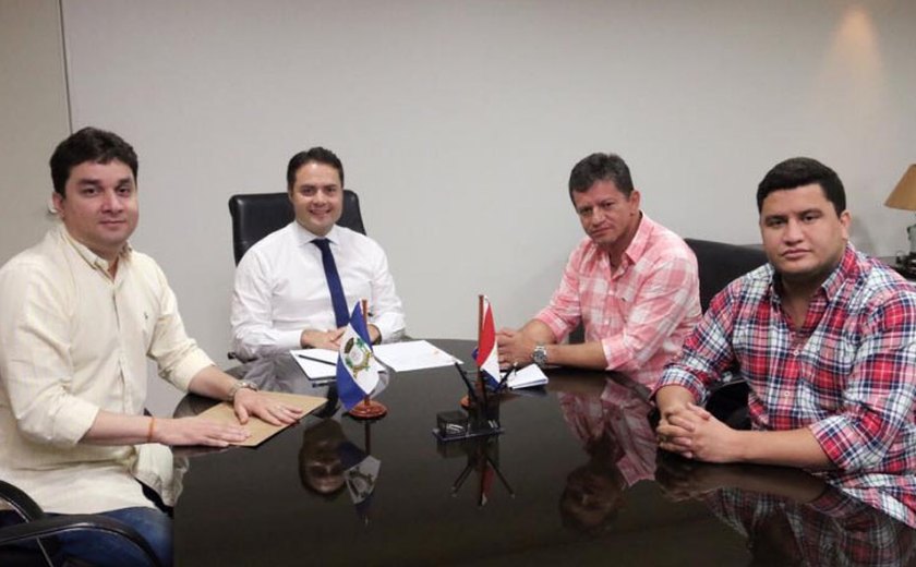 Governador faz parceria com Henrique Madeira para abrir UPA em Maragogi
