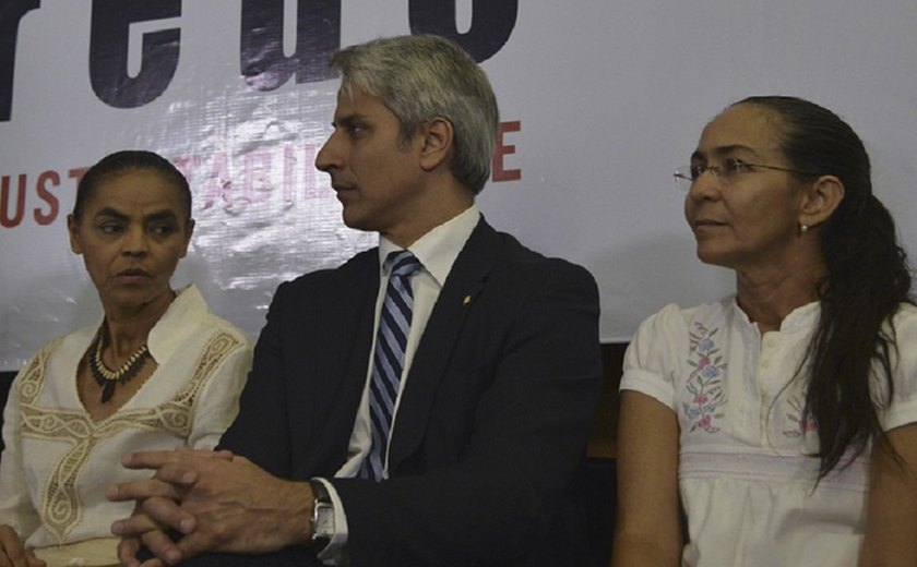 Rede vai avaliar afastamento de Cunha e Dilma, diz Marina