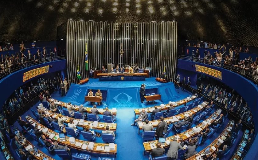 Disputa na Câmara por Comissão de Orçamento emperra acordo