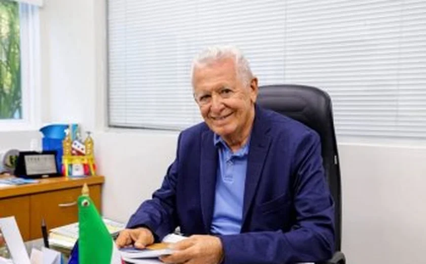 Homenagem ao Professor Douglas Apratto Tenório