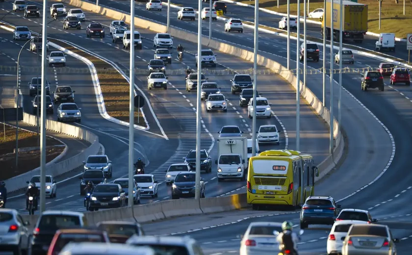 Motoristas do Estado do Rio poderão parcelar IPVA vencido de 2020 a 2023 em até 12 vezes sem juros