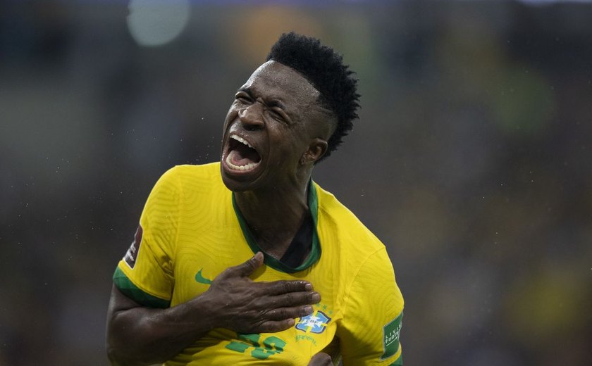 Vini Jr. presenteia Ancelotti com vitória sobre Paraguai e Brasil garante vaga na Copa do Mundo
