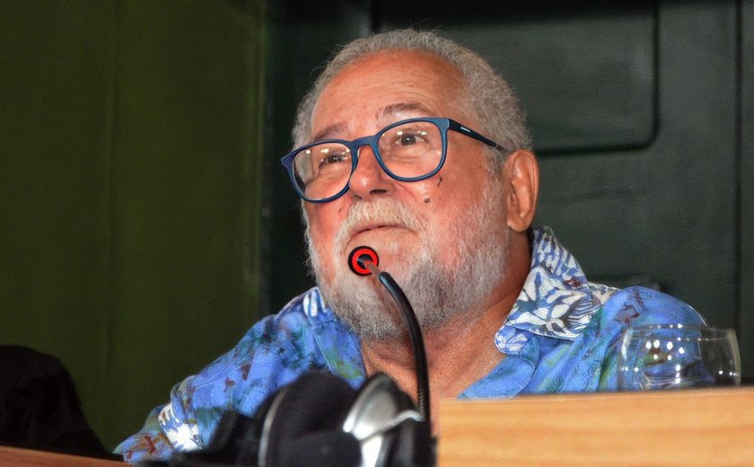 Doutor Capinan: o letrista inventivo da MPB vai ganhar o Honoris Causa