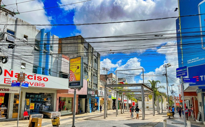 Pesquisa do Procon auxilia arapiraquenses nas compras para o Dia dos Pais