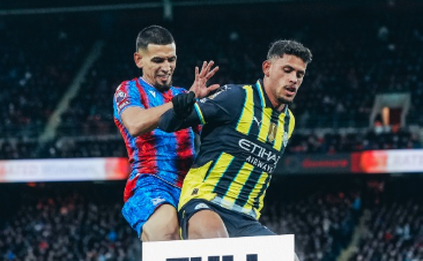 Manchester City empata com Crystal Palace em 2 a 2, e recuperação no Inglês emperra