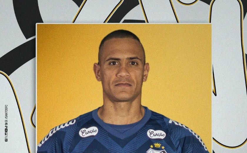 Renan é apresentado no Santos e abre disputa pelo gol: 'Grande oportunidade'
