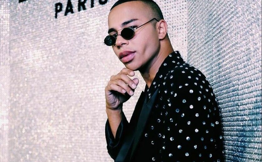 Olivier Rousteing celebra uma década à frente da Balmain com supershow em Paris