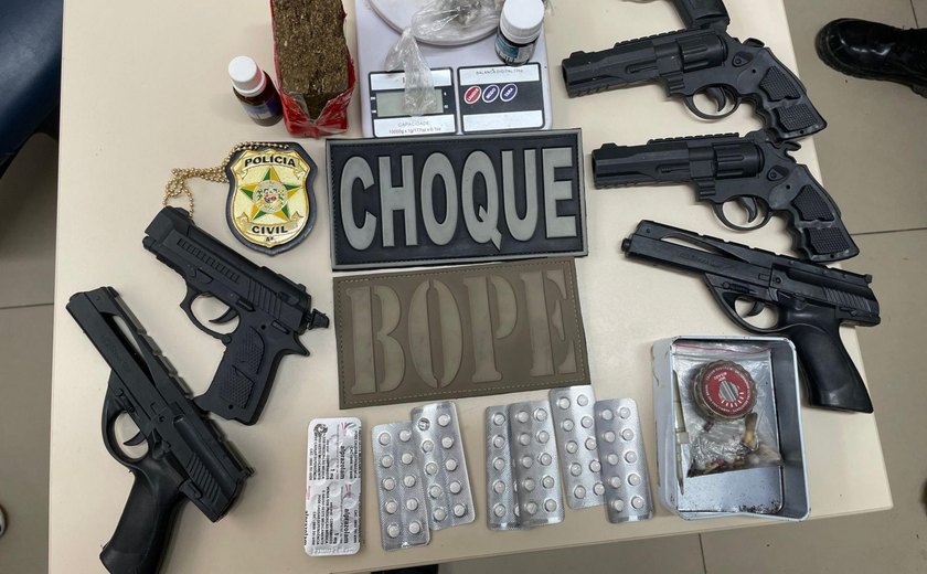 PM apreende drogas e simulacros de armas durante ação integrada em Viçosa