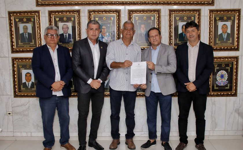 Vice-prefeito de São José da Laje substitui a prefeita Angela Vanessa por 15 dias