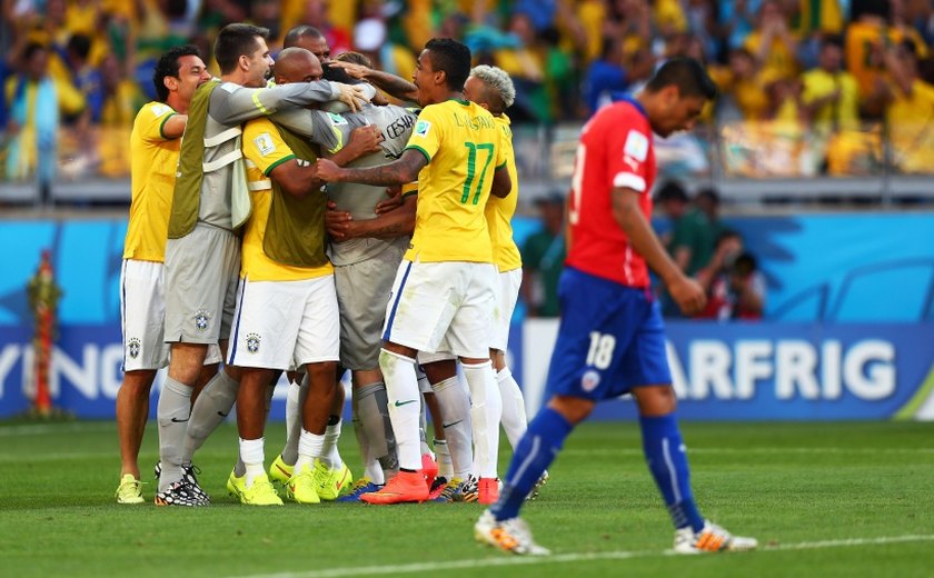 Brasil leva ampla vantagem em confronto contra sul-americanos