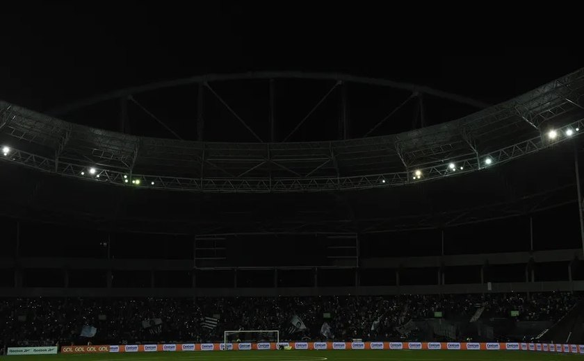 Mau perdedor? Alianza Lima desliga luzes de seu estádio assim que rival conquista o campeonato peruano