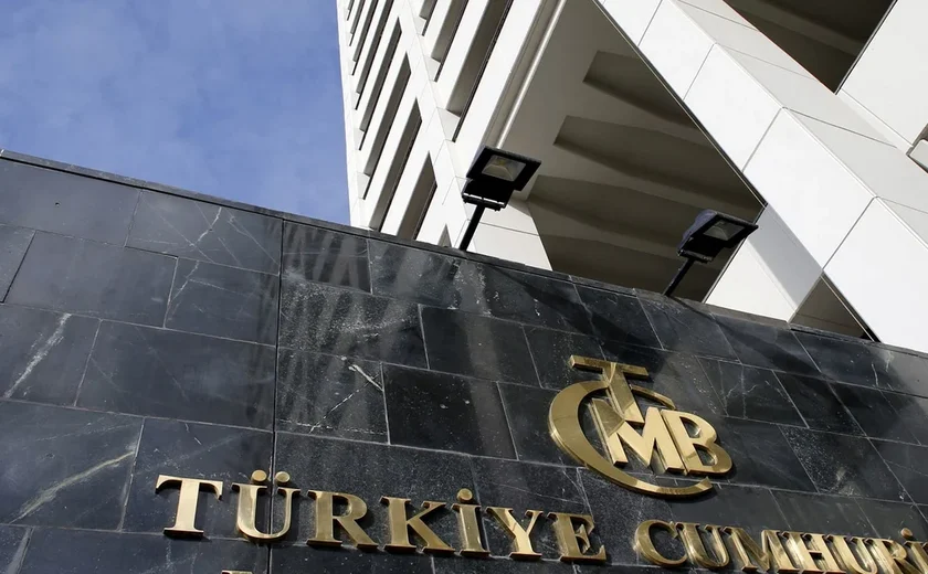 BC da Turquia corta taxa básica de juros em 2,5 pontos porcentuais, a 47,50%