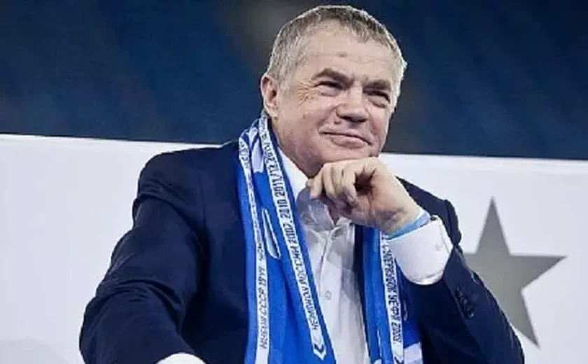 Presidente do Zenit nega transferência de Claudinho para o Flamengo