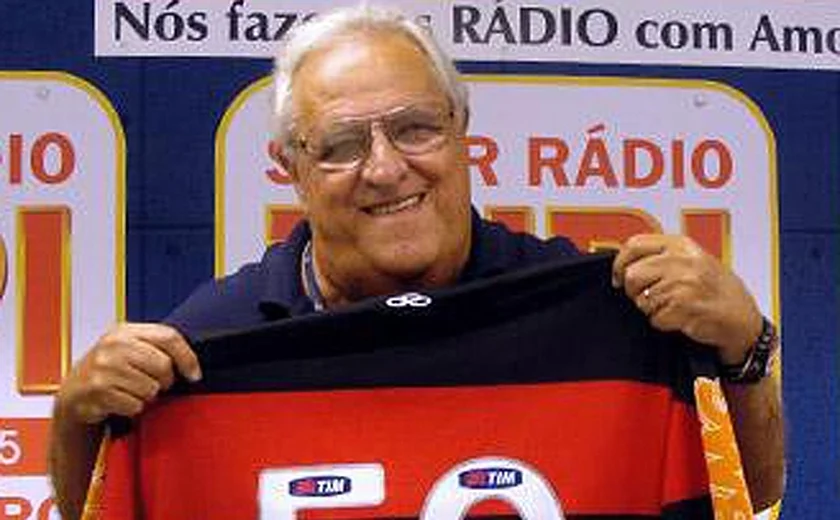 Washington Rodrigues, o Apolinho, ícone do rádio e ex-técnico do Flamengo, morre aos 87 anos