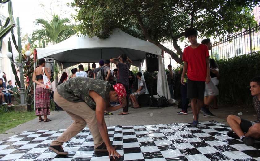“Hoje é dia de Hip Hop” volta com força total ao complexo cultural Teatro Deodoro