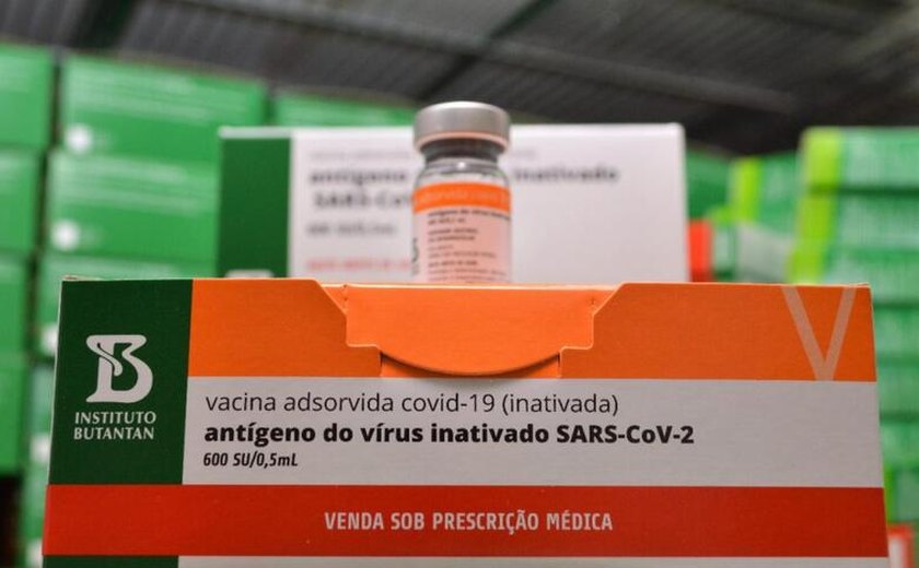 Lote com 33.920 mil doses da vacina Coronavac para crianças chega a AL nesta terça (1°)