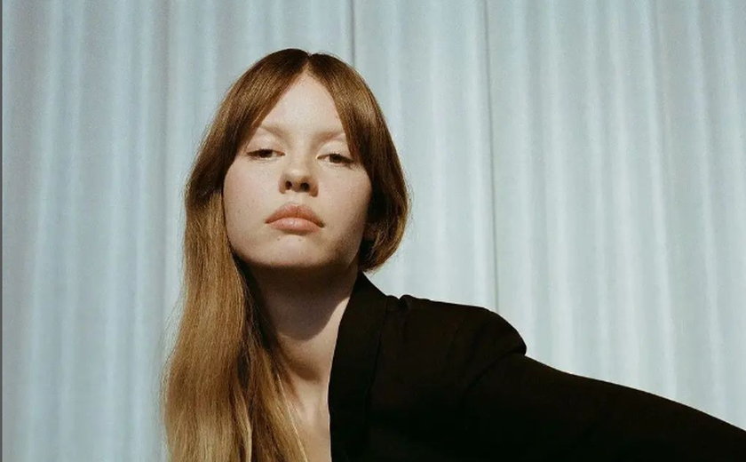 Maria Gladys fala sobre a neta Mia Goth, a nova 'rainha do grito' do cinema: 'Nasceu atriz, tenho o maior orgulho'