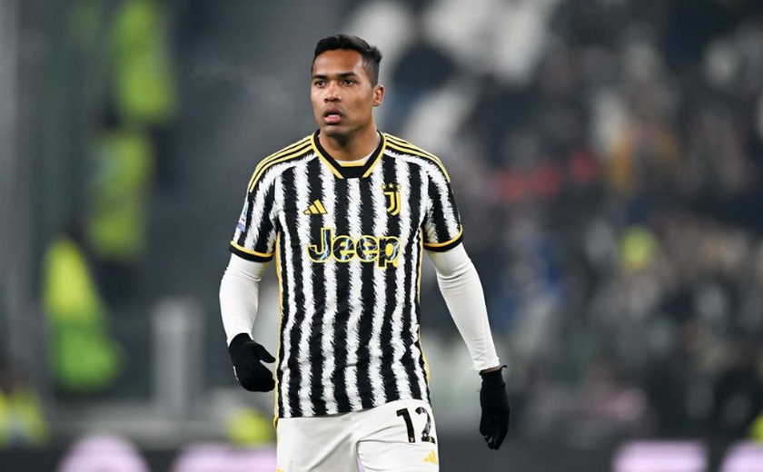 Alex Sandro faz juras de amor ao Flamengo em apresentação: 'Clube mais familiarizado'