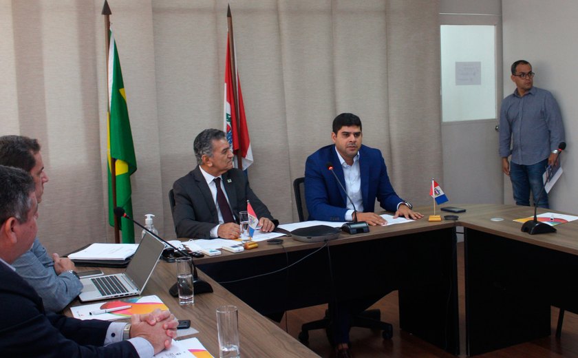 Juceal e Sedetur fortalecem parceria em prol do desenvolvimento econômico estadual