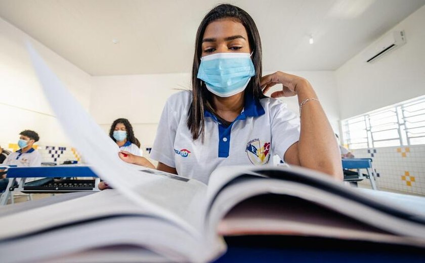 Cartão Escola 10: entenda cronograma de pagamento das bolsas para alunos da rede pública estadual