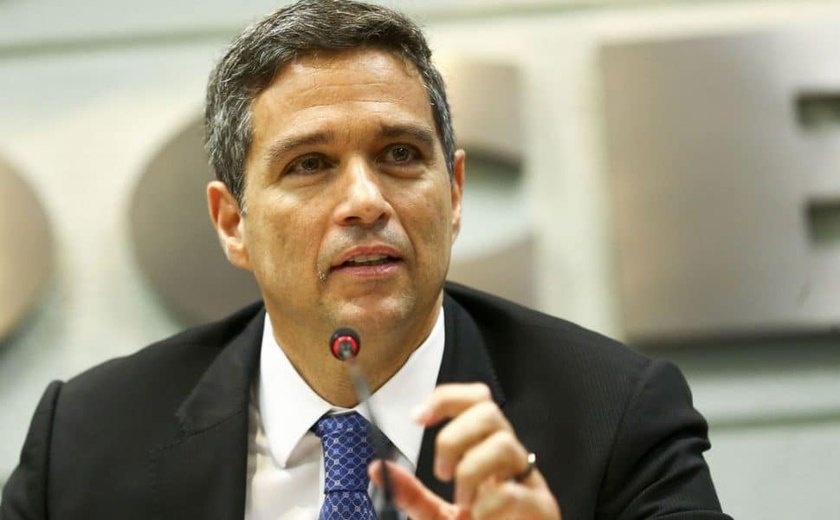 Campos Neto: ‘Inflação de 12 meses bateu pico no Brasil e começa a melhorar’