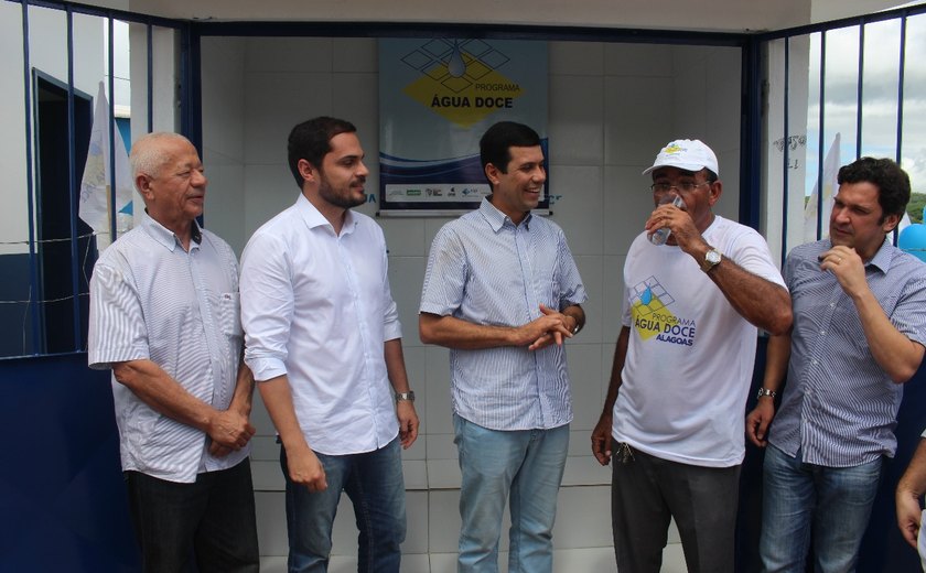 Mais de 500 pessoas são beneficiadas com dessalinizador em Cacimbinhas