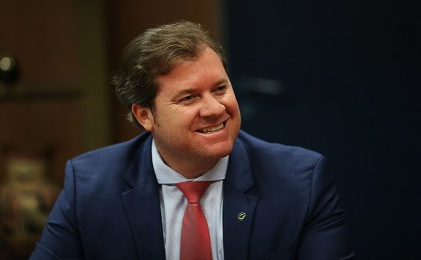 Marx Beltrão anuncia empenho de R$ 1,9 mi para orla lagunar de Roteiro