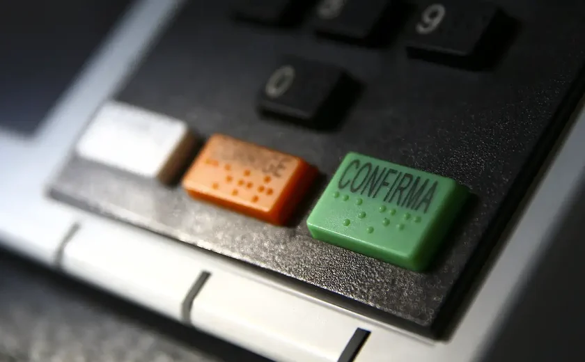 TRE-RJ vai validar dados do Detran para facilitar voto por biometria
