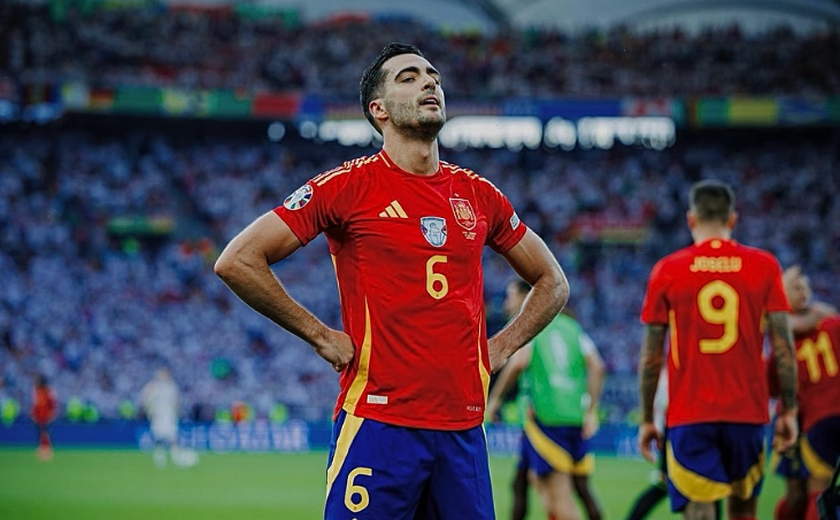 Pai de 'herói' da Espanha na Eurocopa marcou gol decisivo contra alemães no mesmo estádio há 32 anos; compare