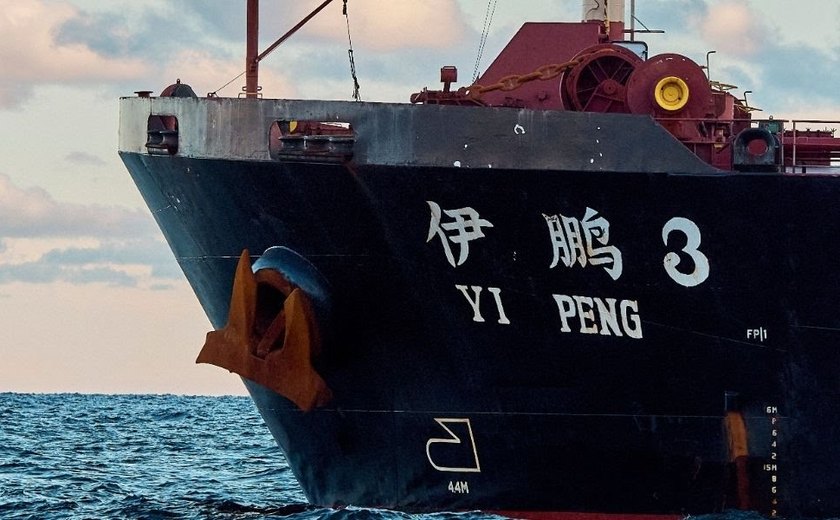 EUA impõem tarifa de 100% a 150% sobre produtos marítimos e logísticos da China