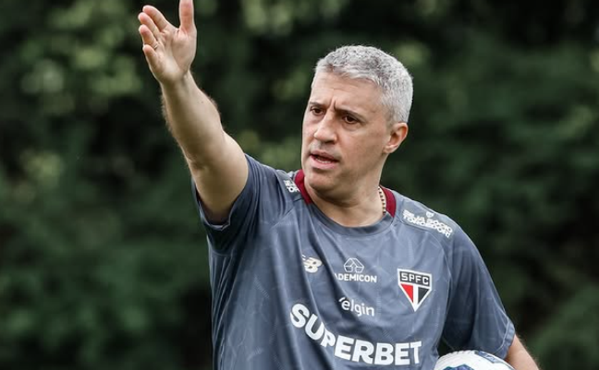 Lucas e Ferreira aprimoram transição para o campo e Crespo comanda treino tático no São Paulo