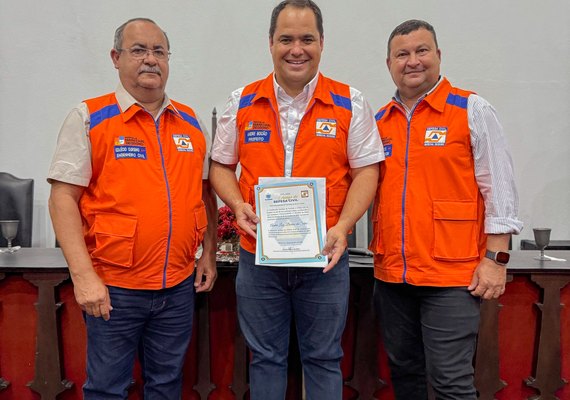 Com atuação firme e humana, prefeito André Bocão recebe prêmio da Defesa Civil por trabalho em prol da população