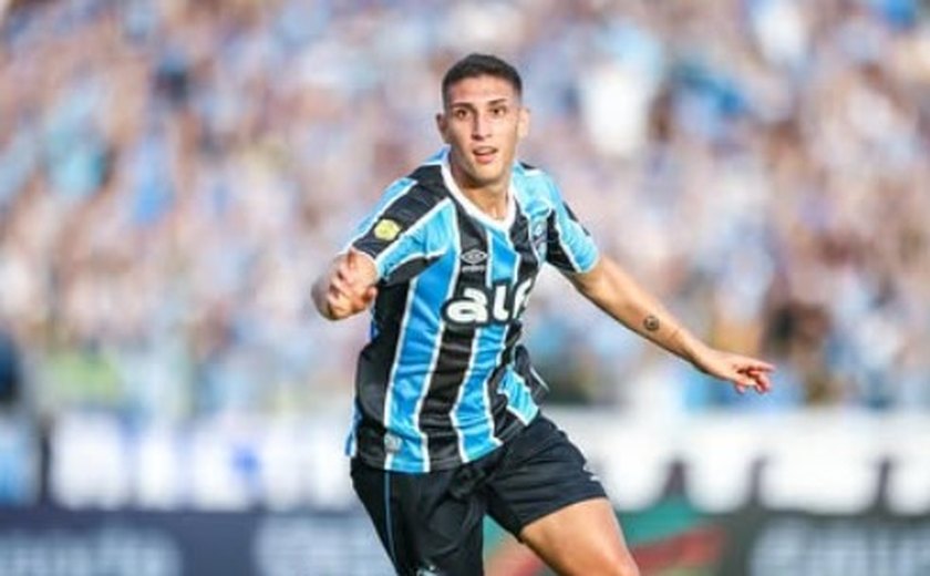 Grêmio bate Ypiranga com um a menos e pega Juventude na semifinal sem vantagem